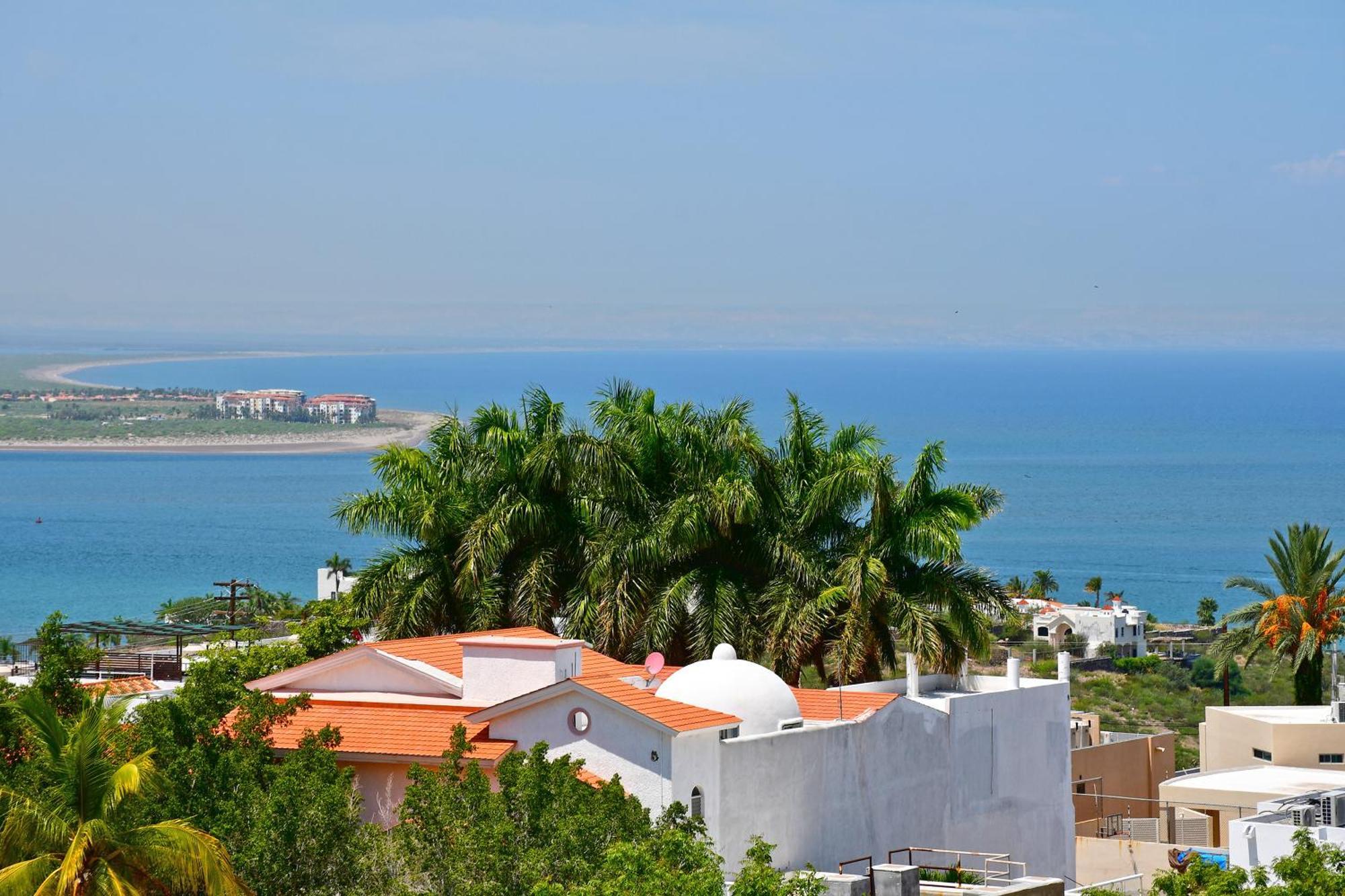 Oceanview Living Space & Balcony With Fiberoptic Wifi! La Paz Eksteriør bilde