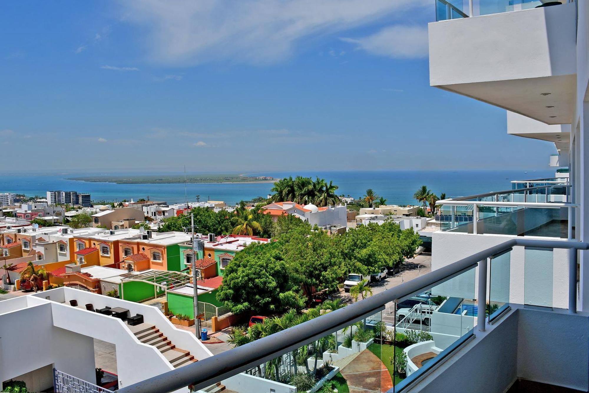 Oceanview Living Space & Balcony With Fiberoptic Wifi! La Paz Eksteriør bilde